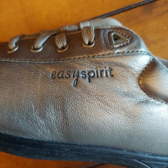 NEW | EASY SPIRIT | WALKING SHOES | SZ 9 - Picture 7 of 11